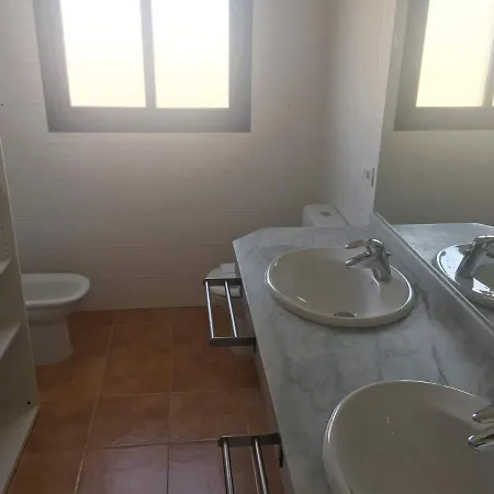 Villa In Playa Blanca Sleeps 6 Includes Swimming Pool Air Con And Wifi 1 *